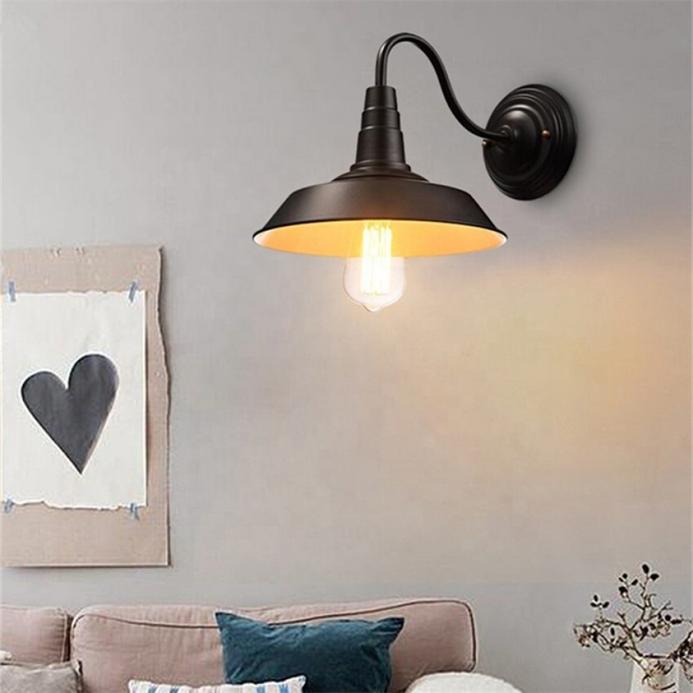 Sieninis šviestuvas B6669